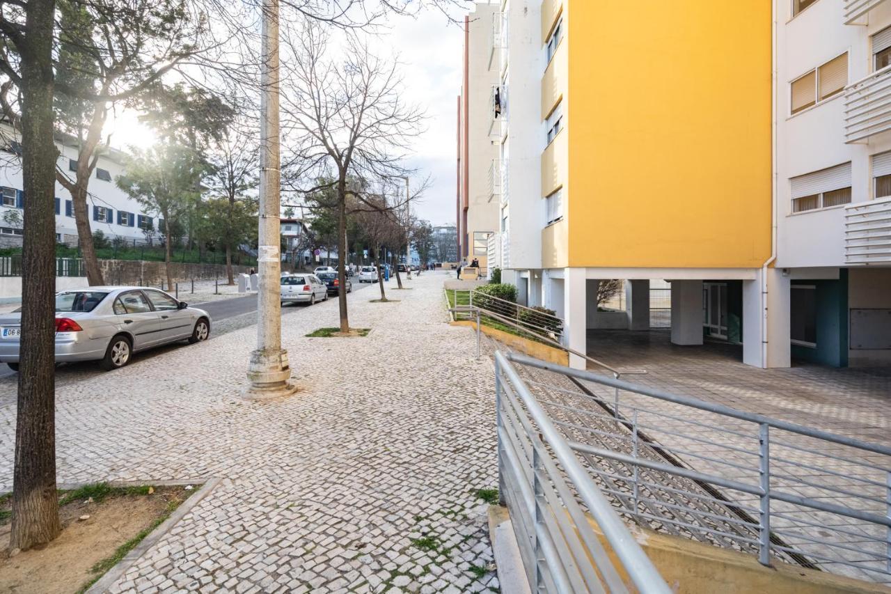 Akicity Penha Ebony Lisboa Exteriör bild